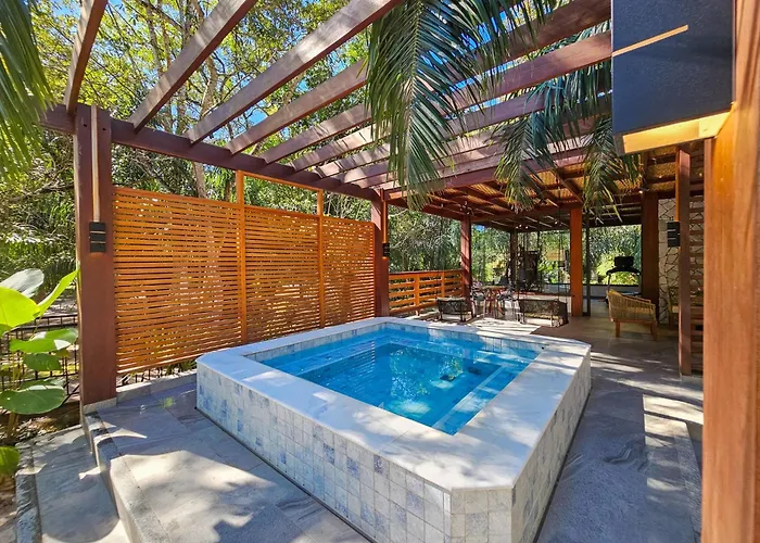 Hotel Cabanas